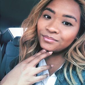 Meet your Posher, Chrystina